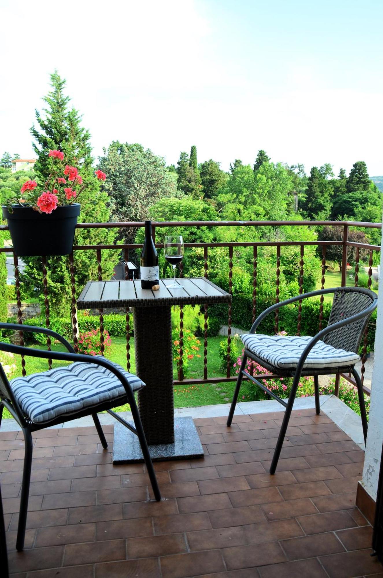 Sherlock'S Holidays Boutique Rooms Portoroz Exterior foto